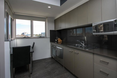 Honeysuckle Executive Apartments - Food Delivery Shop 21