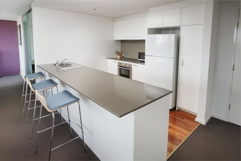 Honeysuckle Executive Apartments - Food Delivery Shop 42