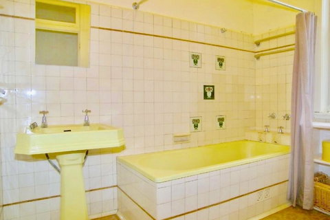 Dangal Gardens - Food Delivery Shop 16