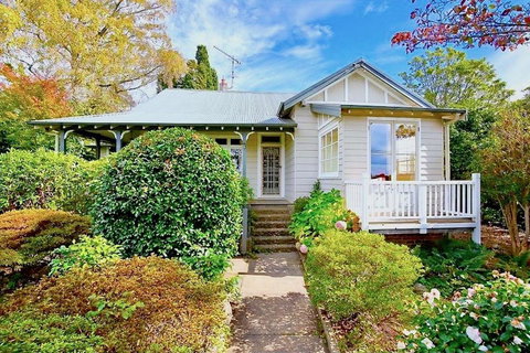 Dangal Gardens - Food Delivery Shop 0