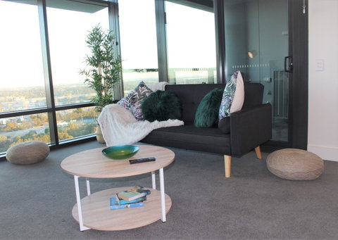 Stunning Views Sydney Olympic Park - Food Delivery Shop 7