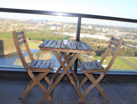 Stunning Views Sydney Olympic Park - Food Delivery Shop 23