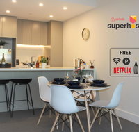 Stunning Views Sydney Olympic Park - Food Delivery Shop
