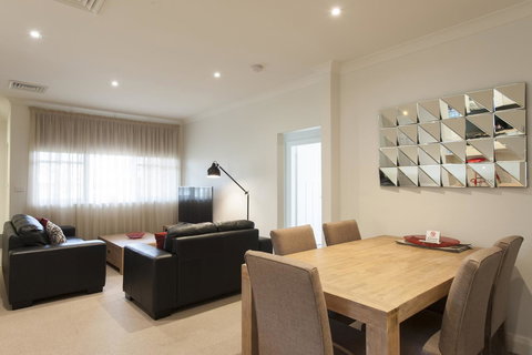 Wagga RSL Club Motel - Food Delivery Shop 5