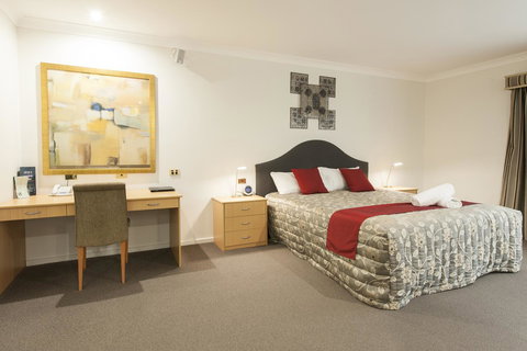 Wagga RSL Club Motel - Food Delivery Shop 33