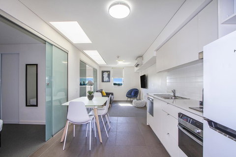Terminus Apartment Hotel, Ascend Hotel Collection - Food Delivery Shop 37