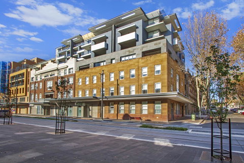 Terminus Apartment Hotel, Ascend Hotel Collection - Food Delivery Shop 32