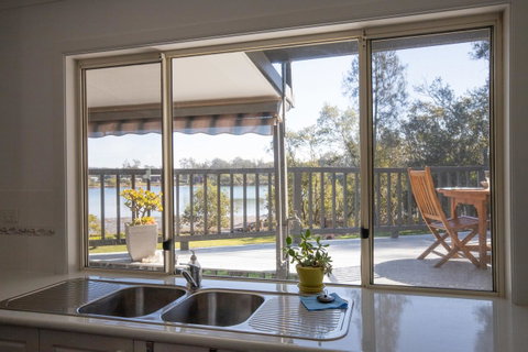 Urunga Riverview - Food Delivery Shop 6