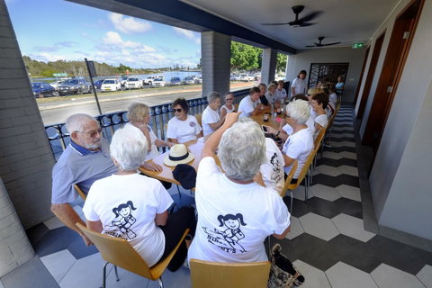 Lakes And Ocean Hotel Forster - Food Delivery Shop 6