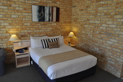 Mollymook Surfbeach Motel & Apartments - Food Delivery Shop 4