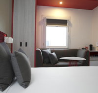 ibis Sydney Airport - Food Delivery Shop