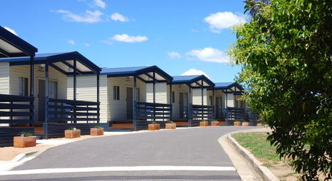 Crestview Tourist Park - Food Delivery Shop 22