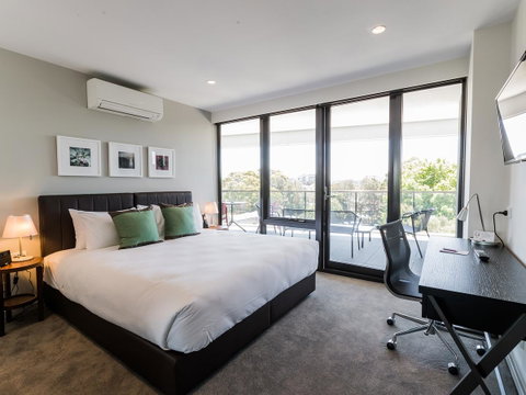 The Branksome Hotel & Residences - Food Delivery Shop 2