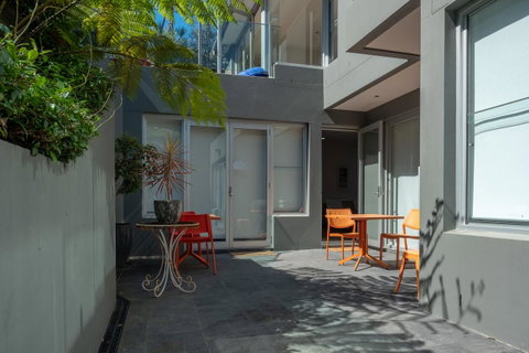 Hideaway Haven, The Cute Place To Put Up Your Feet - Food Delivery Shop 37