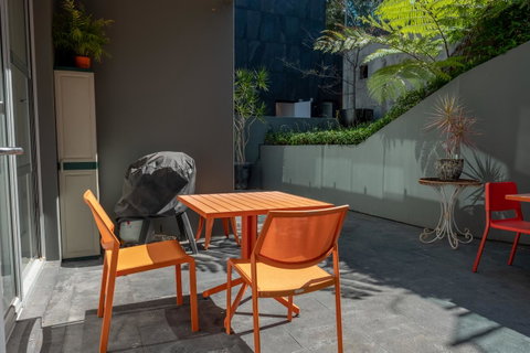Hideaway Haven, The Cute Place To Put Up Your Feet - Food Delivery Shop 39