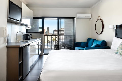 Veriu Randwick - Food Delivery Shop 1