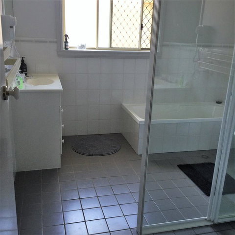 Tic Tac Toe Quality Accommodation - Food Delivery Shop 2