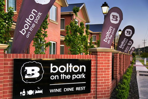 Best Western Plus Bolton On The Park - Food Delivery Shop 2