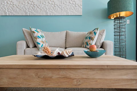 Arena Luxury Beachfront Apartment - Food Delivery Shop 43