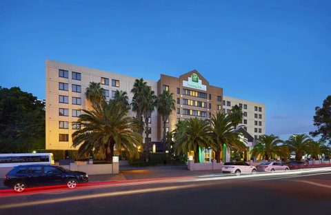 Holiday Inn Parramatta, An IHG Hotel - Food Delivery Shop 9