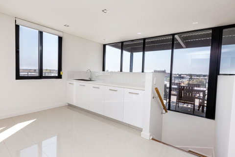 The Penthouse - Food Delivery Shop 30