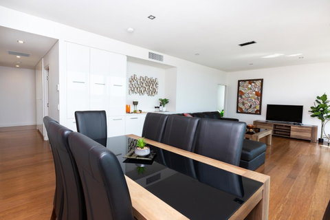 The Penthouse - Food Delivery Shop 8
