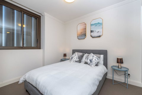 Olympic Park Sunshine 2 Bedrooms Apts With Private Parking - Food Delivery Shop 28