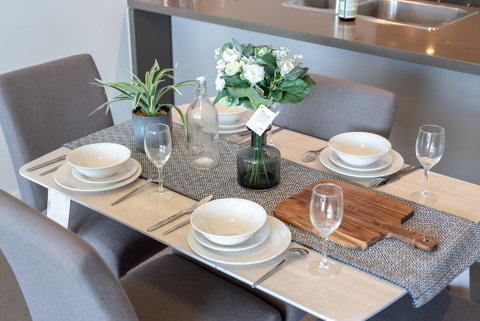 Olympic Park Sunshine 2 Bedrooms Apts With Private Parking - Food Delivery Shop 27