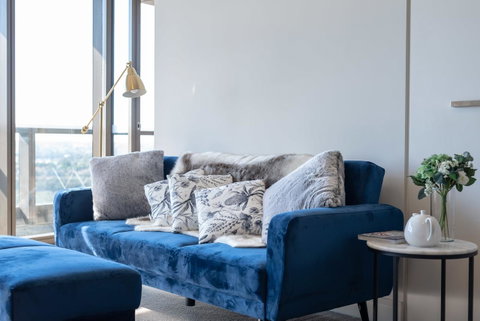 Olympic Park Sunshine 2 Bedrooms Apts With Private Parking - Food Delivery Shop 21