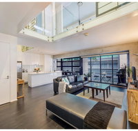 Urban Loft Close To Sydney Hot Spots - Food Delivery Shop