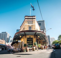 Australian Heritage Hotel - Food Delivery Shop