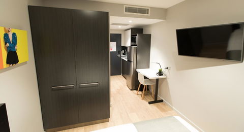 Studio 8 Residences - Adults Only - Pet Food Australia 12