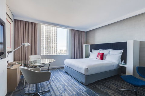 Sydney Harbour Marriott Hotel At Circular Quay - Pet Food Australia 17