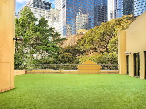 Sydney Harbour Marriott Hotel At Circular Quay - Pet Food Australia 25