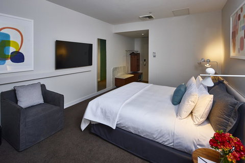 Hotel Indigo Sydney Potts Point, An IHG Hotel - Pet Food Australia 33