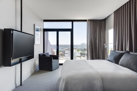 Hotel Indigo Sydney Potts Point, An IHG Hotel - Pet Food Australia 9
