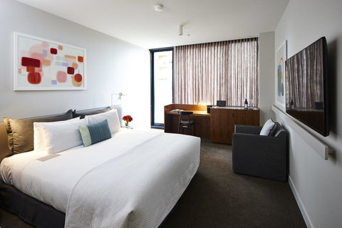 Hotel Indigo Sydney Potts Point, An IHG Hotel - Pet Food Australia 30