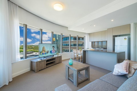 Australian Tower Stay - Food Delivery Shop 3