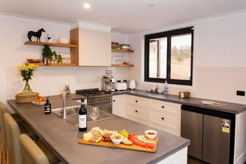 Belisi Farmstay Cottage - Food Delivery Shop 4