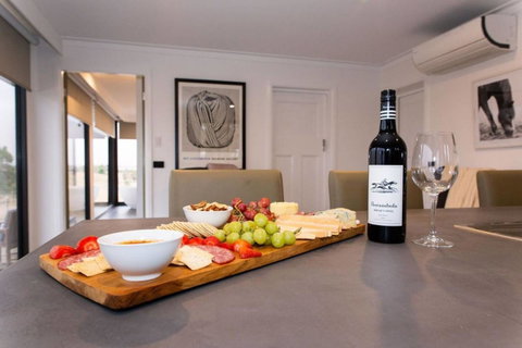 Belisi Farmstay Cottage - Food Delivery Shop 8