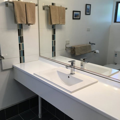 Sky Rider Motor Inn - Food Delivery Shop 43