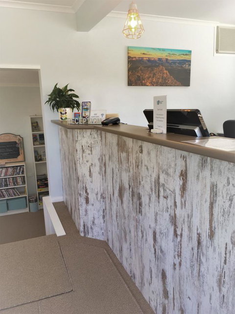 Sky Rider Motor Inn - Food Delivery Shop 5