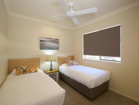 Marty's @ Little Beach - Pet Food Australia 15