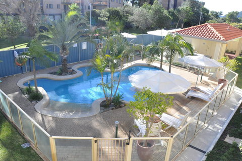 Marty's @ Little Beach - Pet Food Australia 0