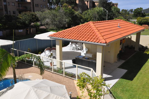 Marty's @ Little Beach - Pet Food Australia 28