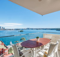 Panoramic harbour views and unbeatable comfort - Food Delivery Shop
