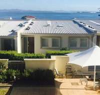 Seaspray Villa 5 - Food Delivery Shop