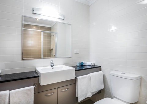Novotel Darwin Airport - Food Delivery Shop 8