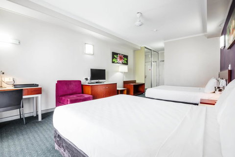 Novotel Darwin Airport - Food Delivery Shop 14