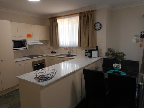 Beaches Serviced Apartments - Food Delivery Shop 26